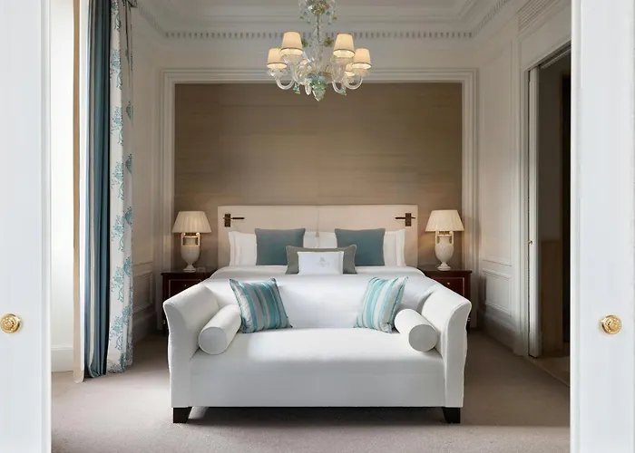 Otel The St. Regis 5*