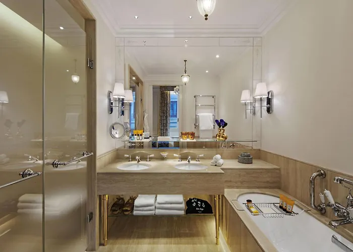 The St. Regis 5* Rome
