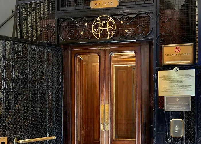 The St. Regis 5*