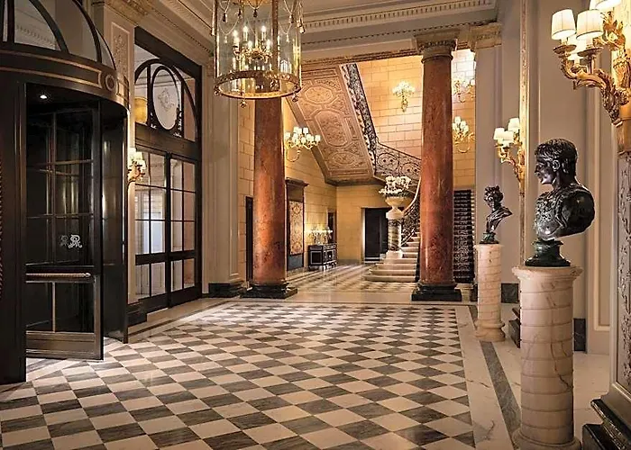 Hotel The St. Regis 5*